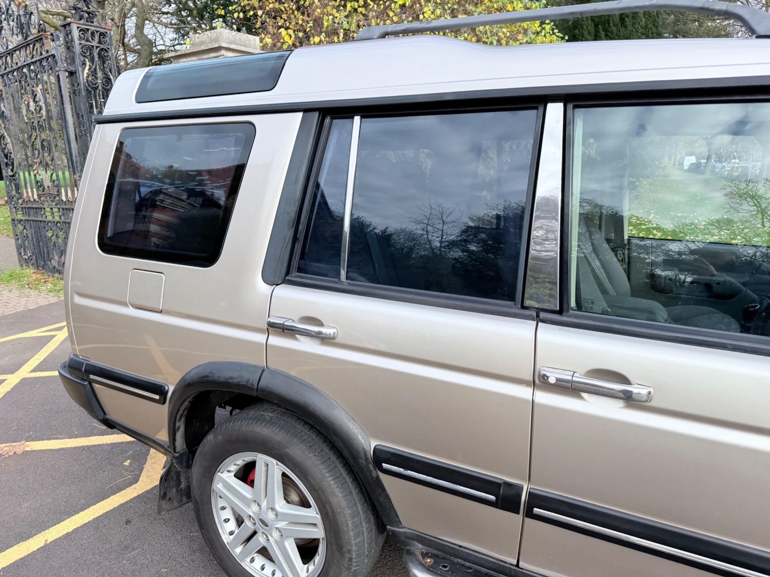 Used Land Rover Discovery 2001 for sale - 76620335: Photo 20