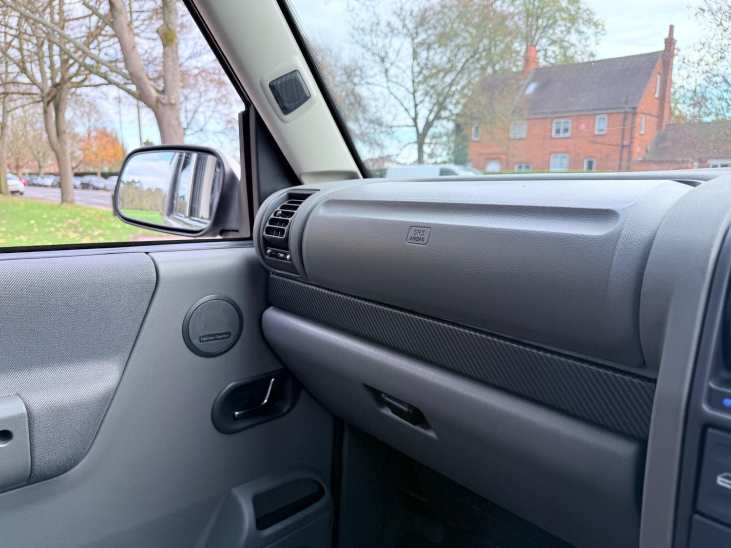 Used Land Rover Discovery 2001 for sale - 76620335: Photo 66