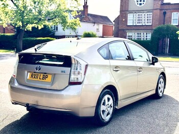 Used Toyota Prius 2011 for sale - 78384064: Photo