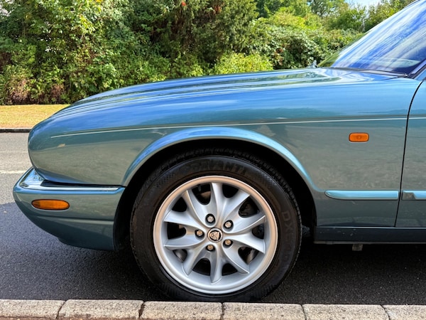 Used Jaguar XJ 1998 for sale - 75720170: Photo 28