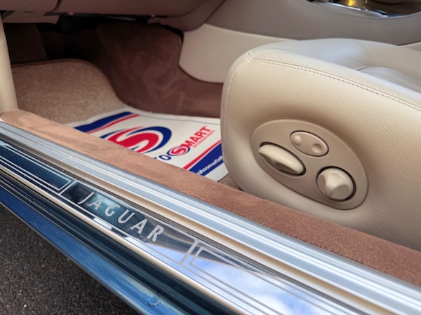 Used Jaguar XJ 1998 for sale - 75720170: Photo 44