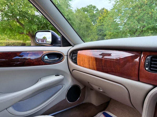 Used Jaguar XJ 1998 for sale - 75720170: Photo 72