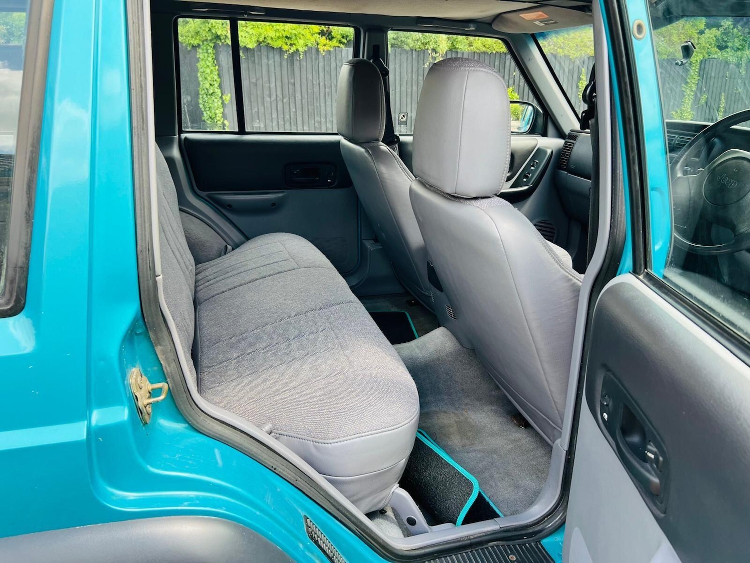 Vehicle 28