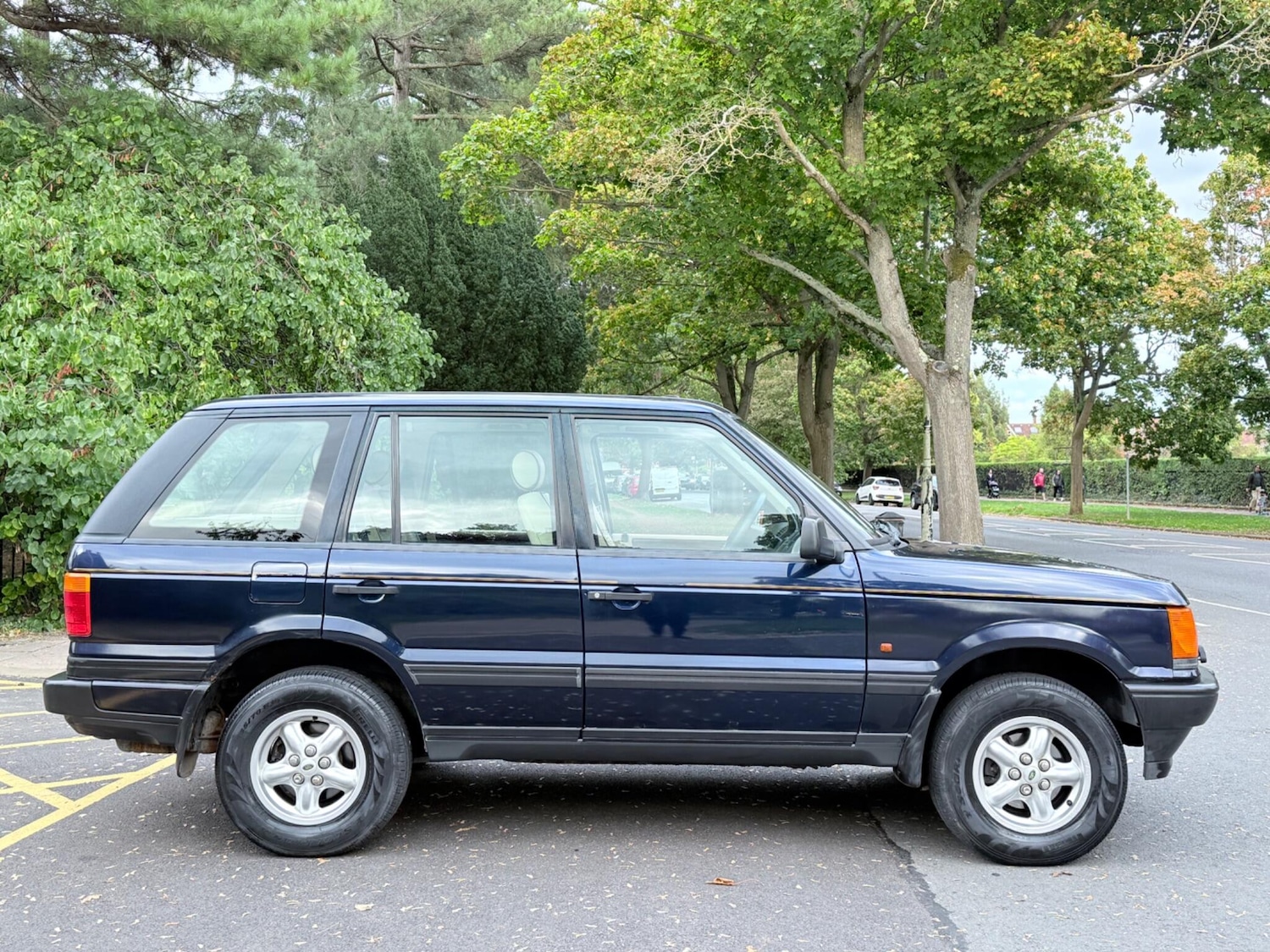 Used Land Rover Range Rover 1998 for sale - 76099602: Photo 2