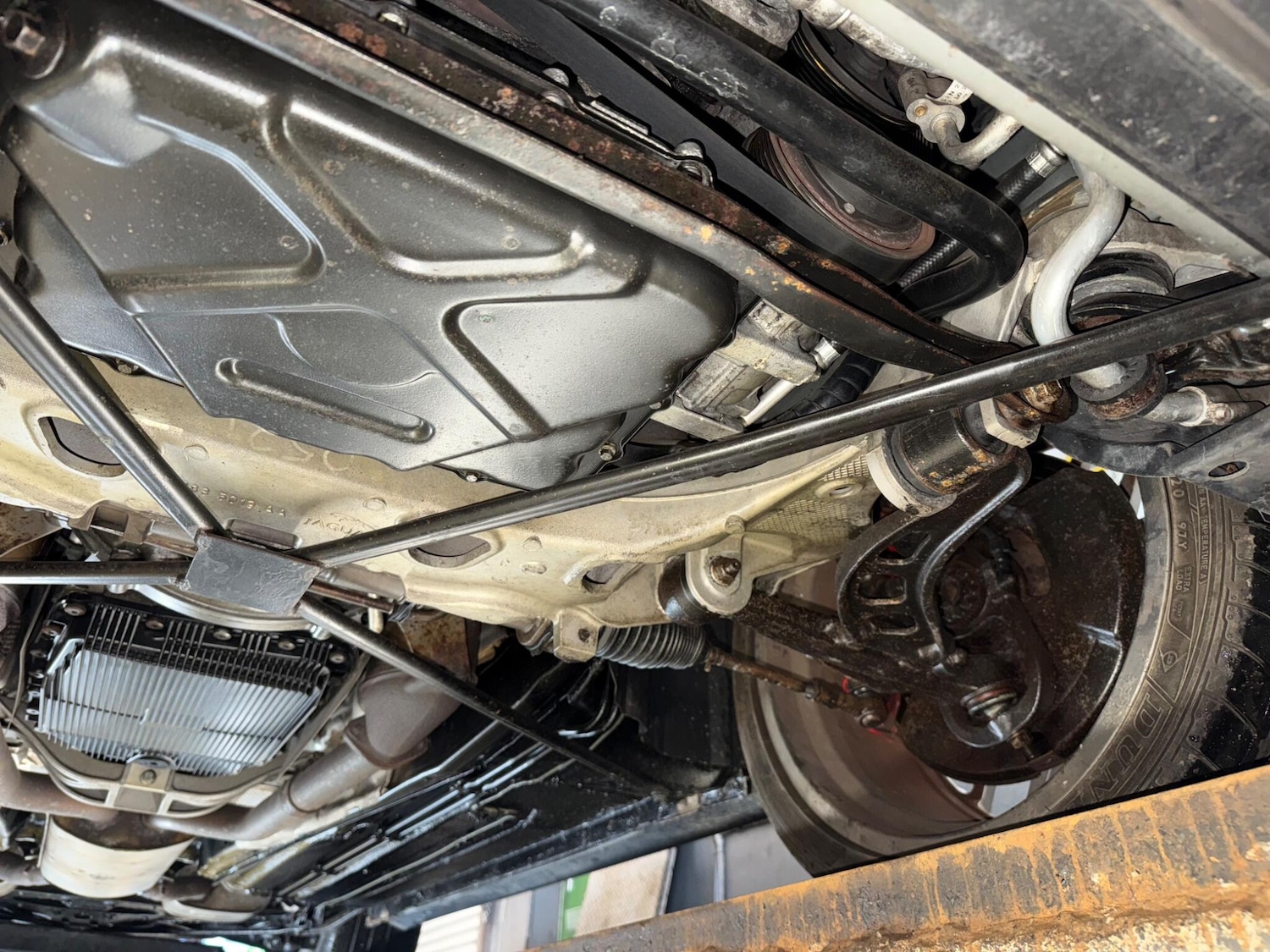 Used Jaguar XKR 2005 for sale - 77598143: Photo 64