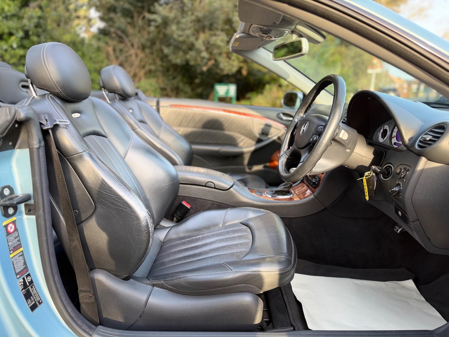 Used Mercedes-Benz CLK 2003 for sale - 77724244: Photo 32