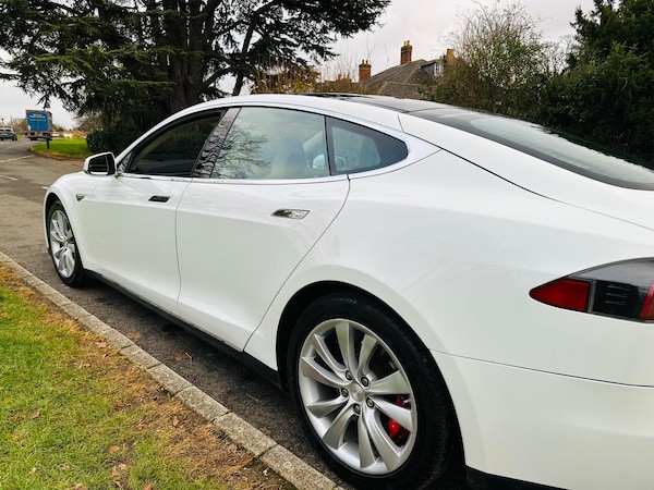 Used Tesla Model S 2014 for sale - 73151002: Photo 21