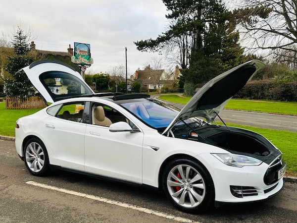 Used Tesla Model S 2014 for sale - 73151002: Photo 32