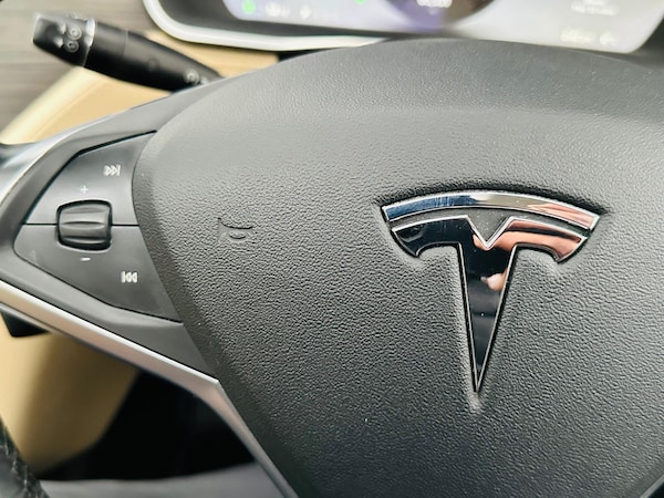 Used Tesla Model S 2014 for sale - 73151002: Photo 60