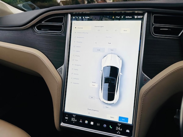 Used Tesla Model S 2014 for sale - 73151002: Photo 64