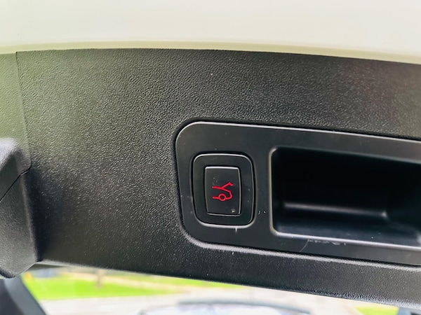 Used Tesla Model S 2014 for sale - 73151002: Photo 80