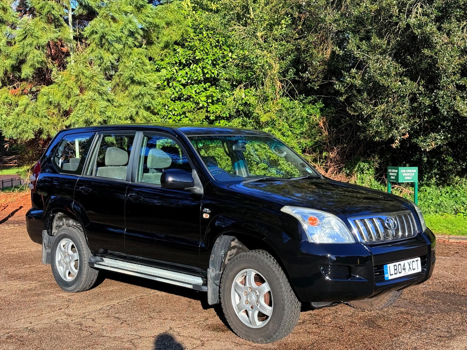 Used Toyota Land Cruiser 2004 for sale - 77229905: Photo 10