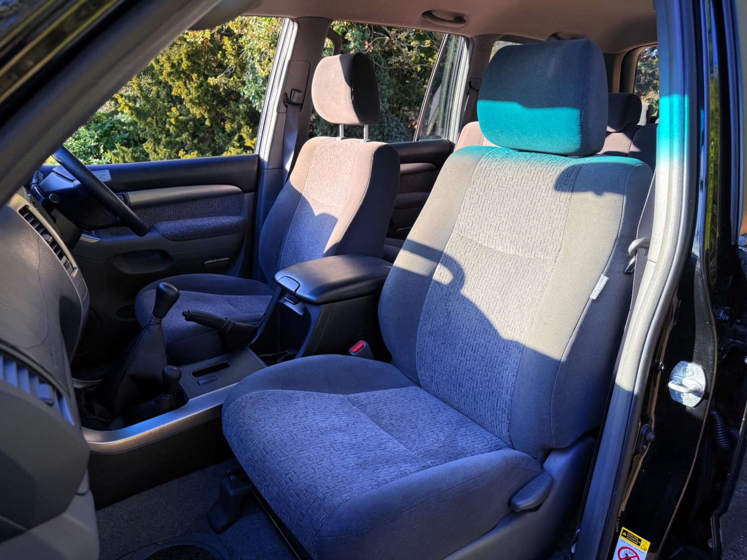 Used Toyota Land Cruiser 2004 for sale - 77229905: Photo 25