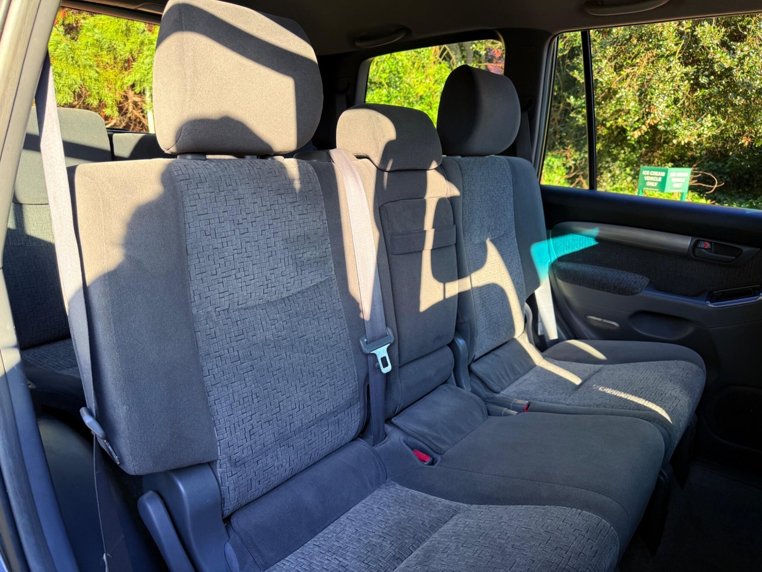 Used Toyota Land Cruiser 2004 for sale - 77229905: Photo 34