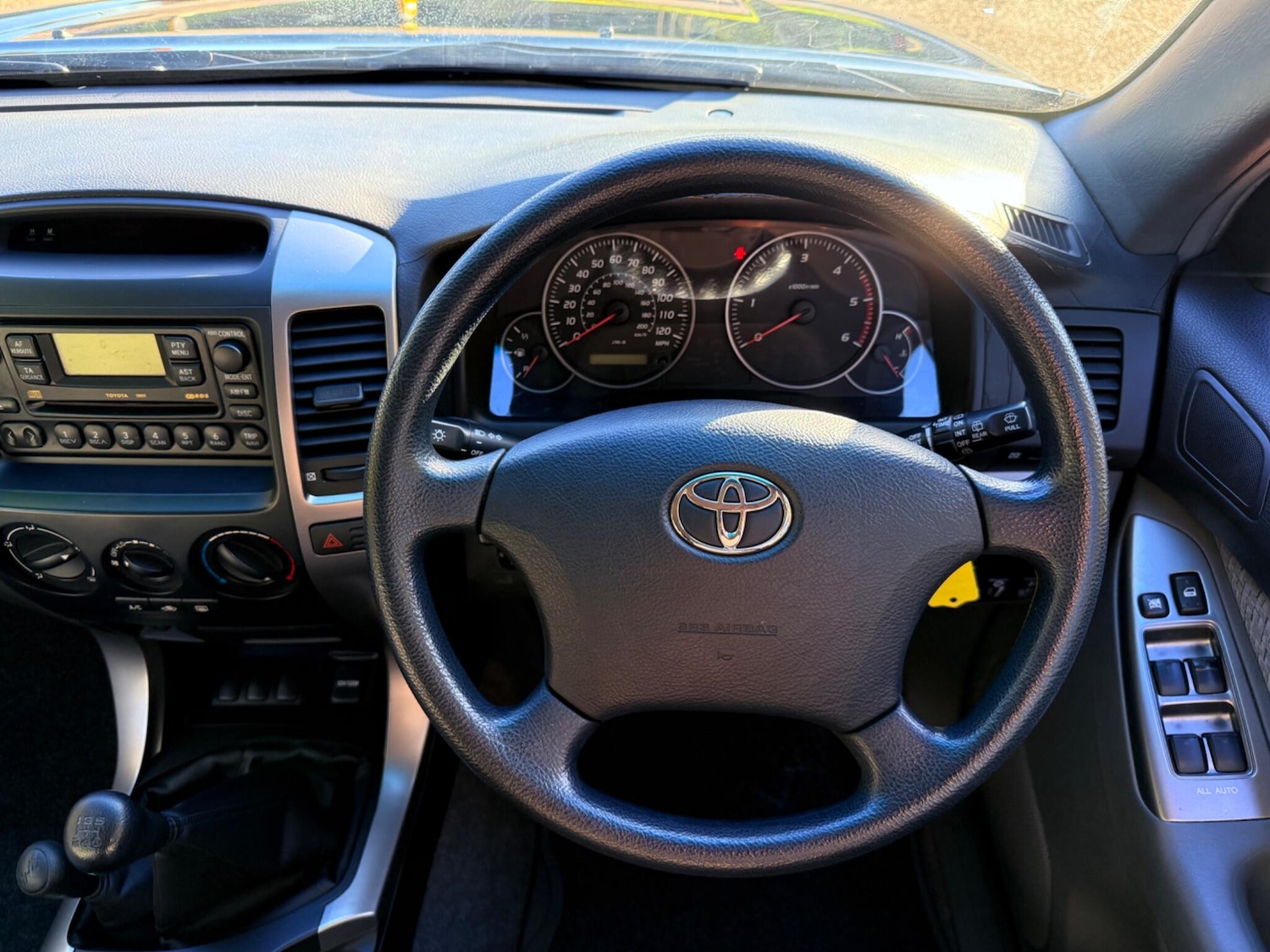 Used Toyota Land Cruiser 2004 for sale - 77229905: Photo 39