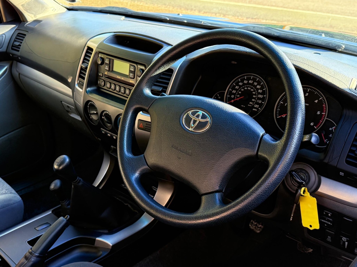 Used Toyota Land Cruiser 2004 for sale - 77229905: Photo 40