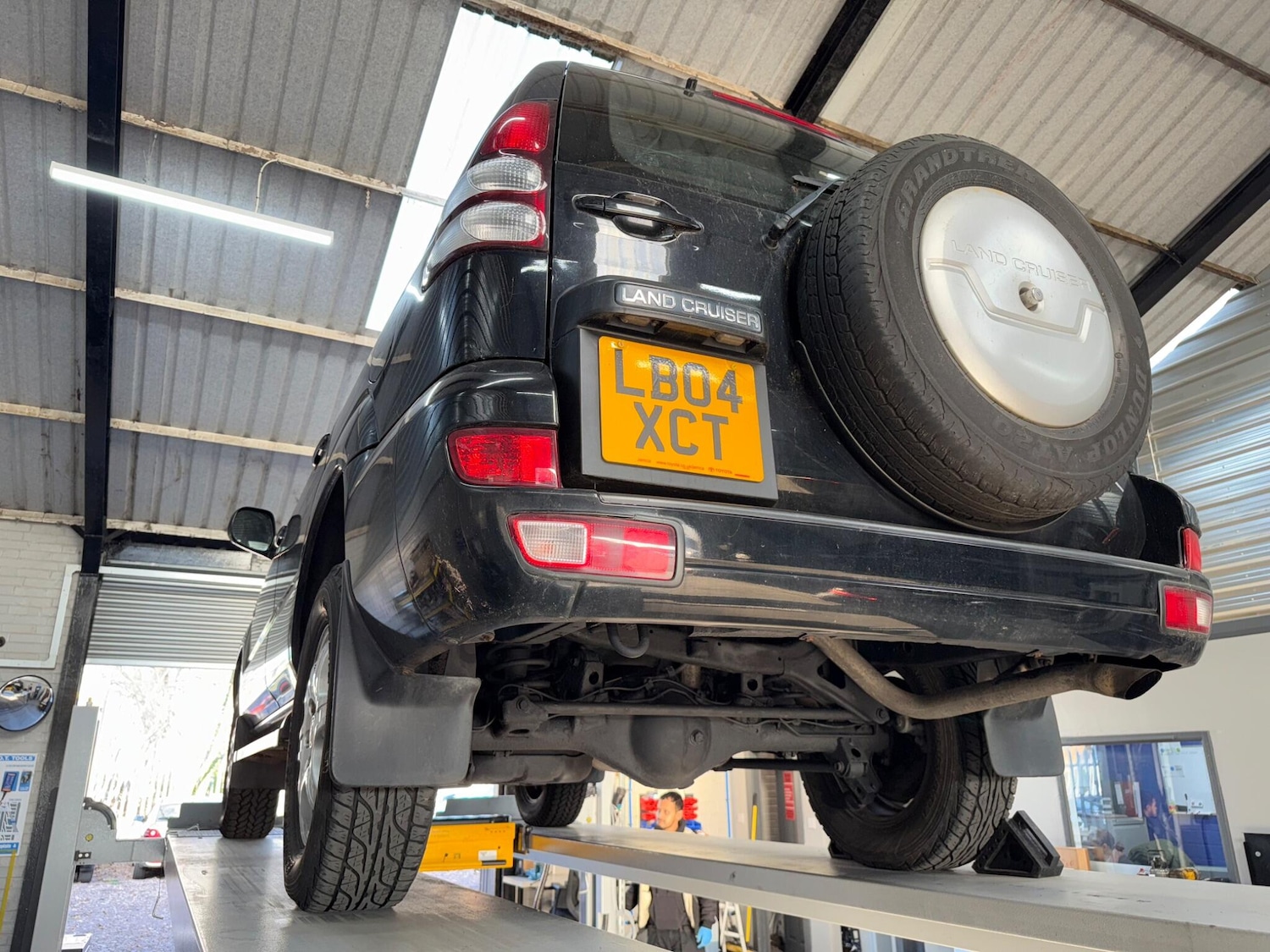 Used Toyota Land Cruiser 2004 for sale - 77229905: Photo 62