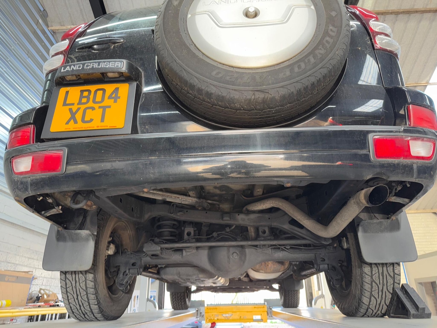 Used Toyota Land Cruiser 2004 for sale - 77229905: Photo 63