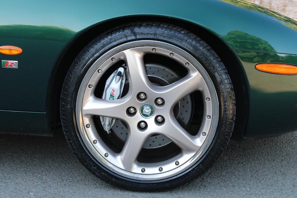 Used Jaguar XKR 2002 for sale - 56936774: Photo 13