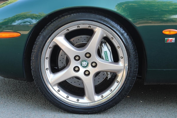 Used Jaguar XKR 2002 for sale - 56936774: Photo 17