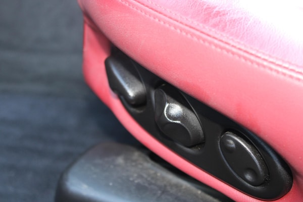 Used Jaguar XKR 2002 for sale - 56936774: Photo 30