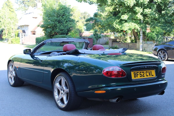 Used Jaguar XKR 2002 for sale - 56936774: Photo 4