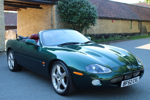 Used Jaguar XKR 2002 for sale - 56936774: Photo 7