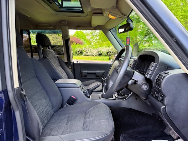 Used Land Rover Discovery 2003 for sale - 74585792: Photo 36