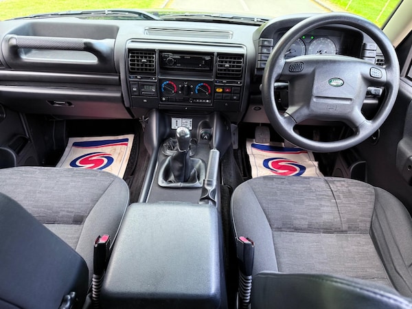 Used Land Rover Discovery 2003 for sale - 74585792: Photo 50