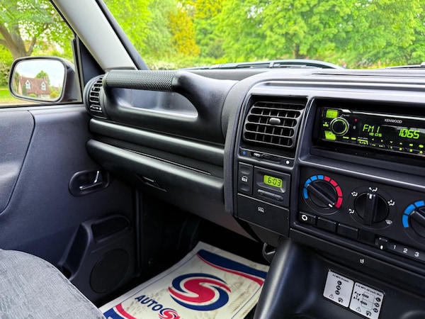 Used Land Rover Discovery 2003 for sale - 74585792: Photo 62