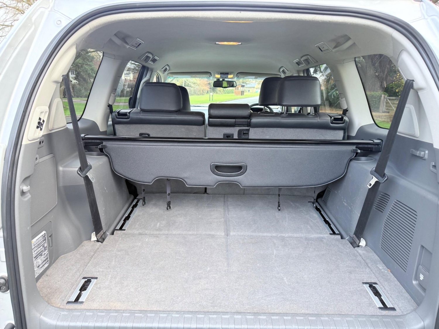 Used Toyota Land Cruiser 2013 for sale - 76865452: Photo 27