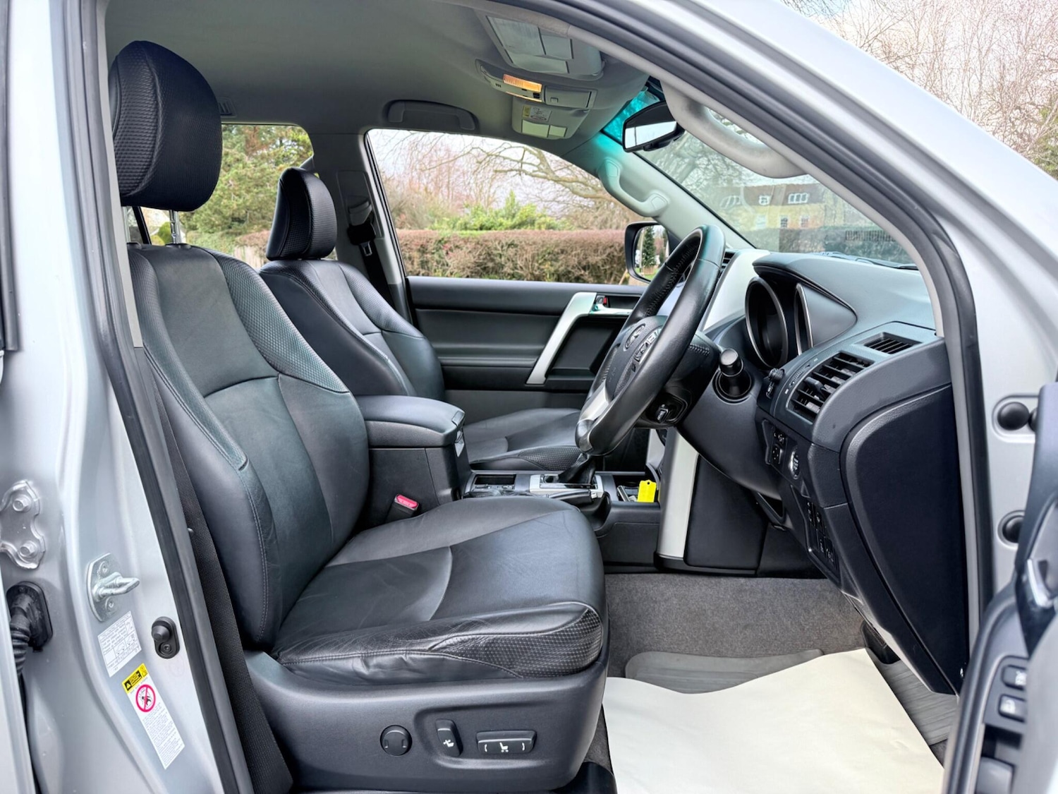 Used Toyota Land Cruiser 2013 for sale - 76865452: Photo 30