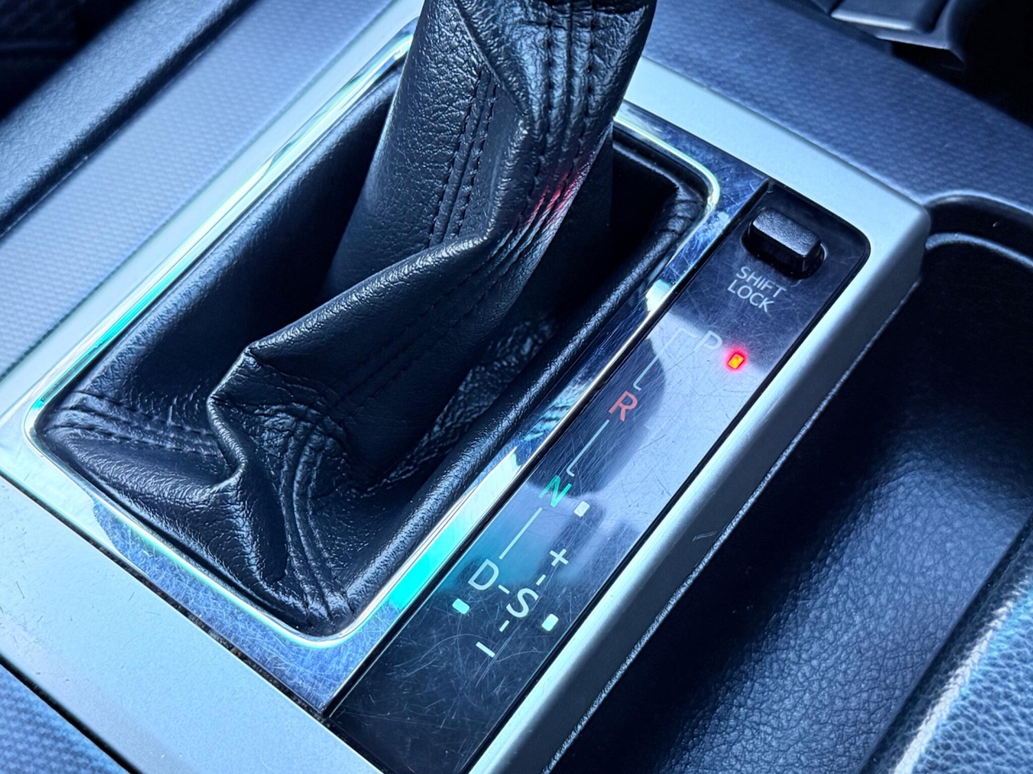 Used Toyota Land Cruiser 2013 for sale - 76865452: Photo 67