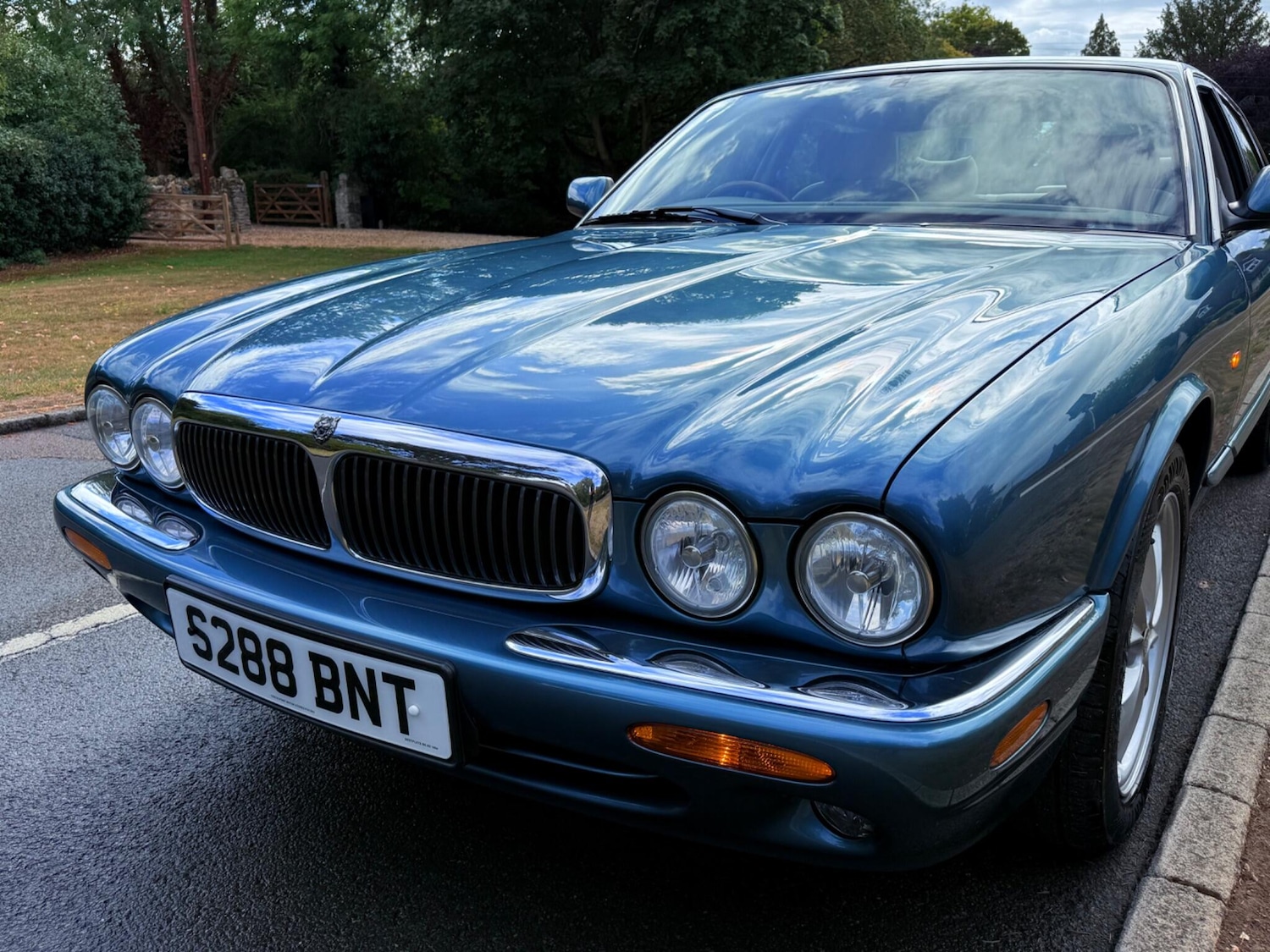 Used Jaguar XJ 1998 for sale - 76988759: Photo 17