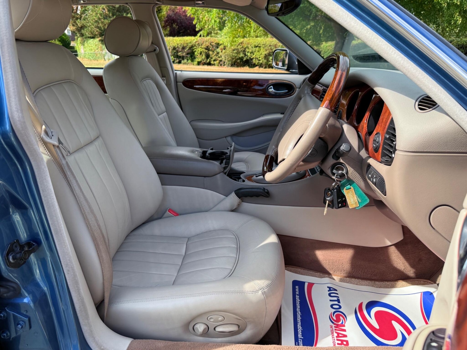 Used Jaguar XJ 1998 for sale - 76988759: Photo 37