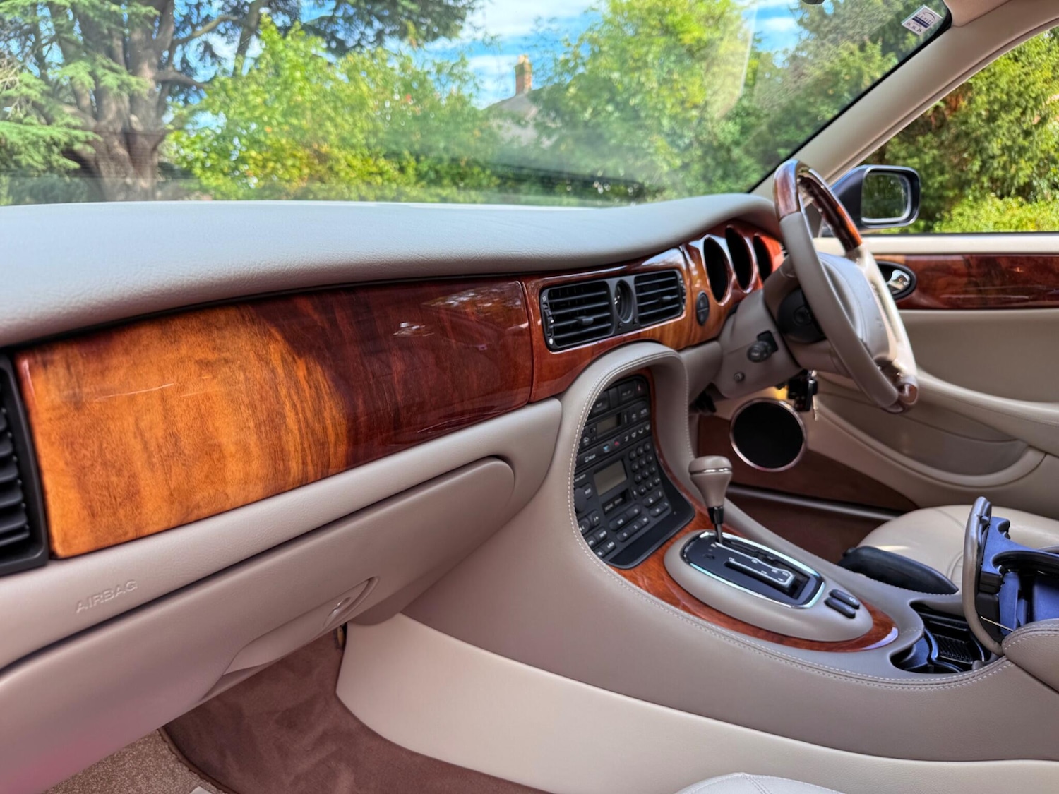 Used Jaguar XJ 1998 for sale - 76988759: Photo 43