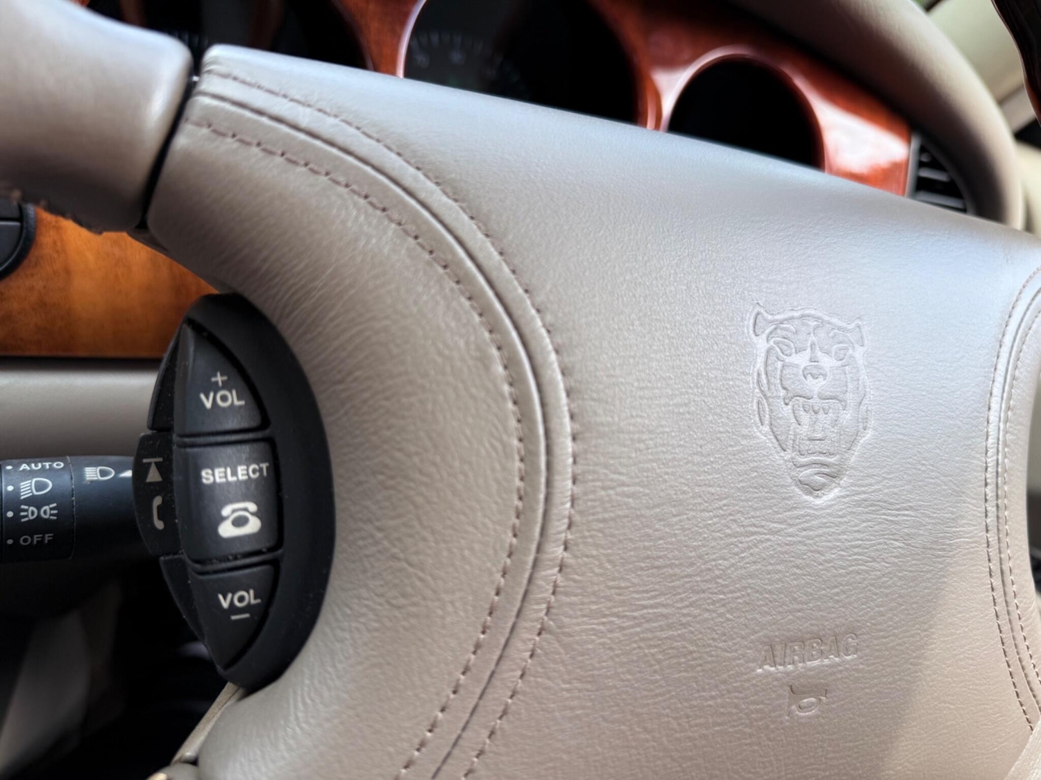 Used Jaguar XJ 1998 for sale - 76988759: Photo 67