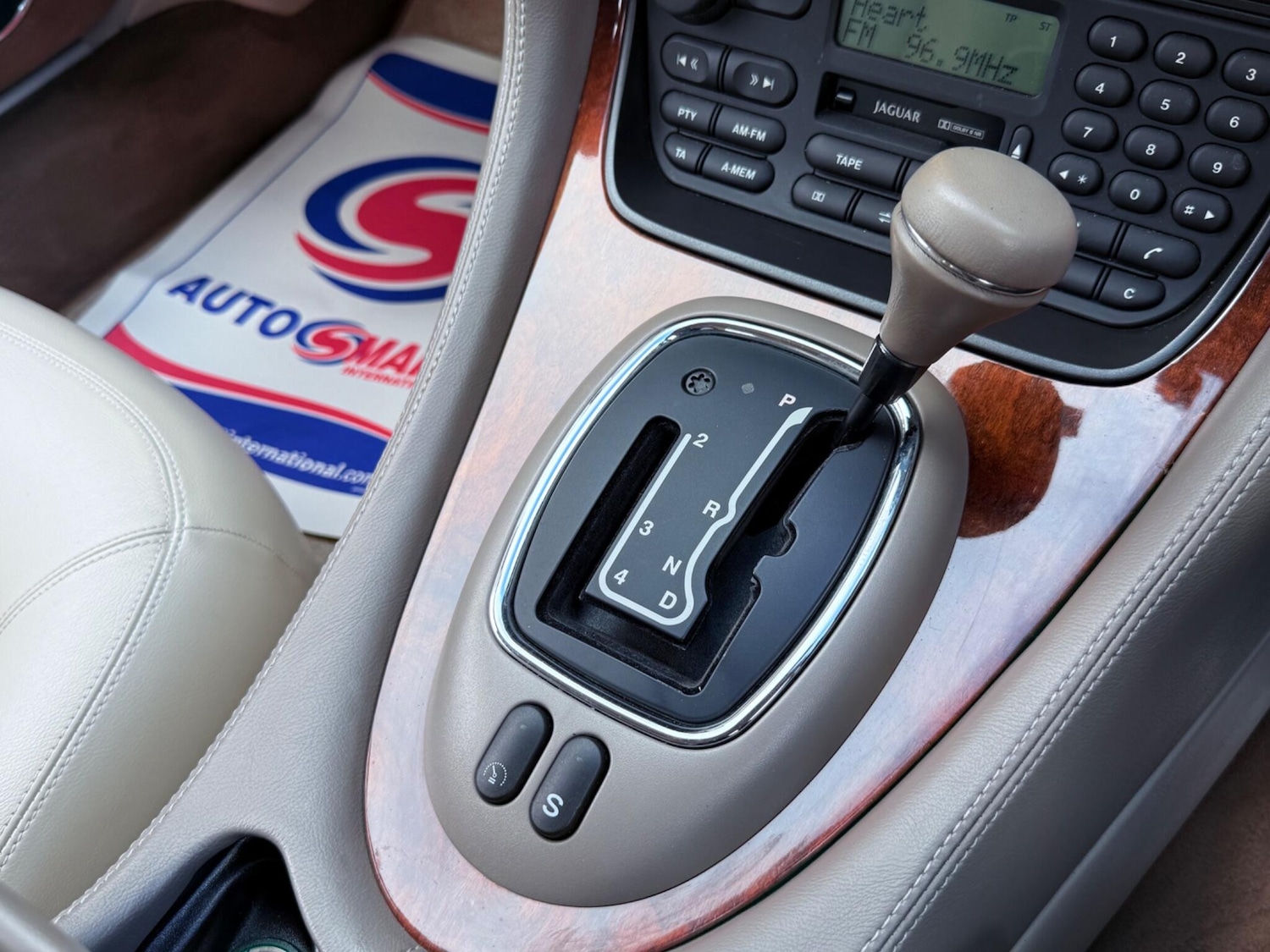 Used Jaguar XJ 1998 for sale - 76988759: Photo 68