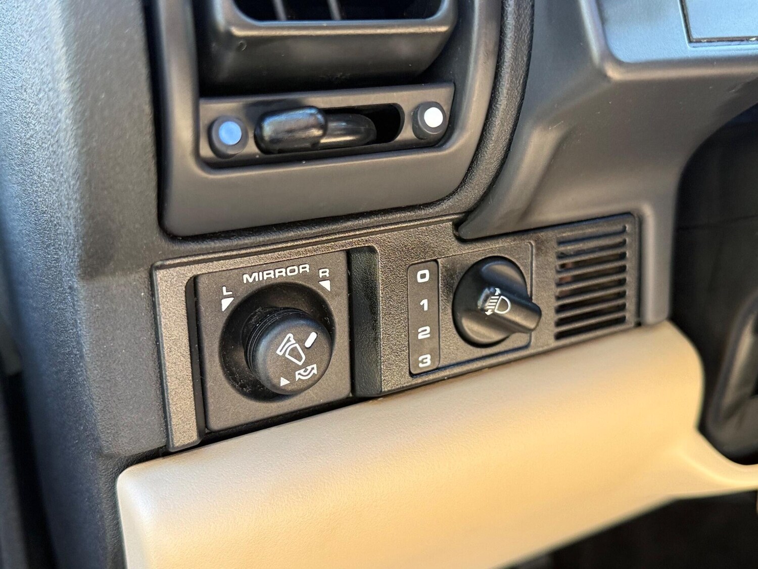 Used Land Rover Discovery 2012 for sale - 78047441: Photo 58