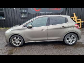 Used Peugeot 208 2014 for sale - 74568514: Photo