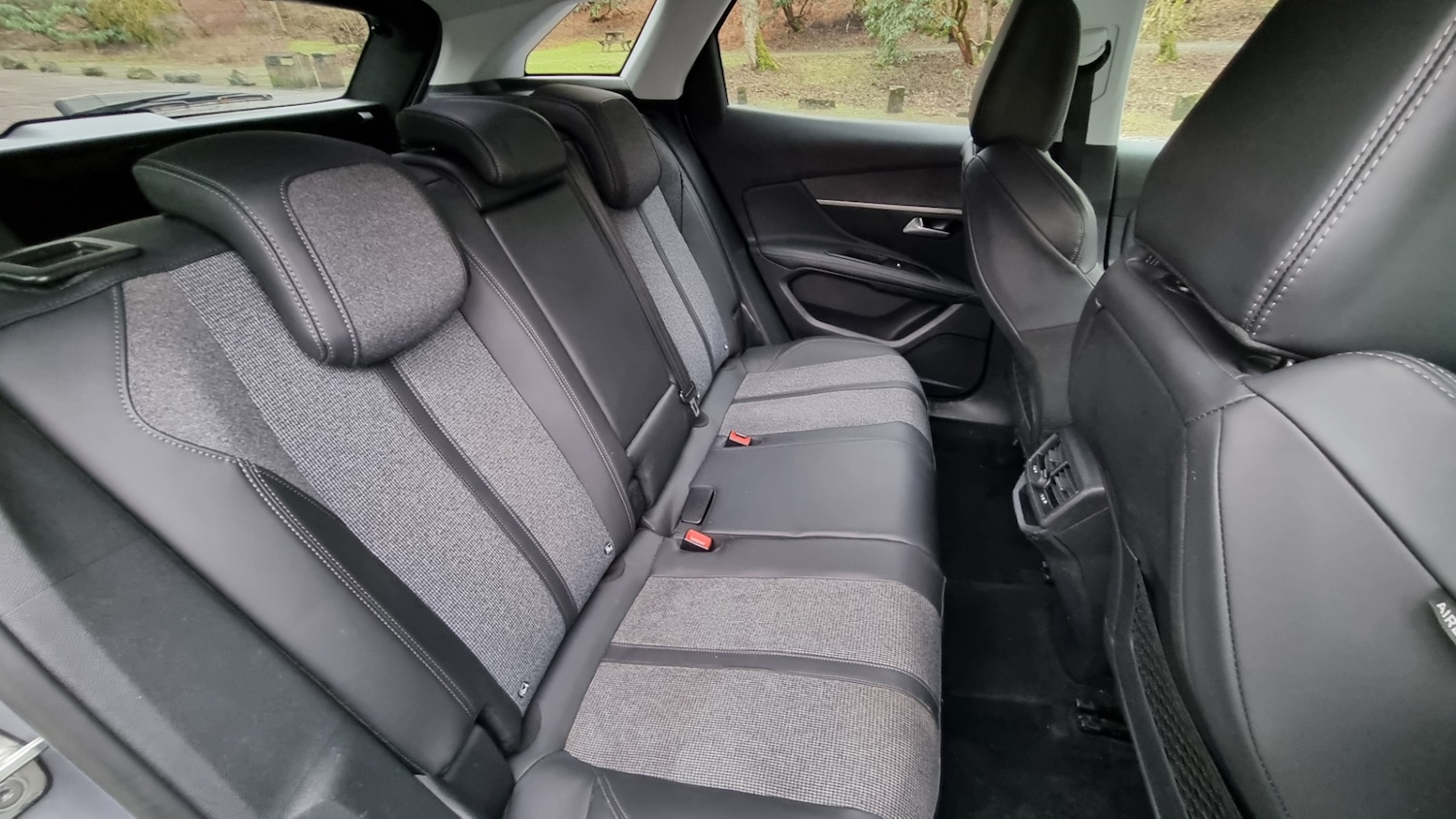 Used Peugeot 3008 2018 for sale - 77532459: Photo 23