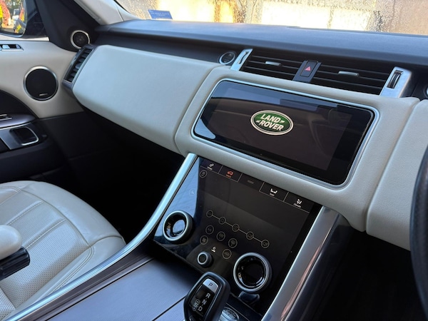 Used Land Rover Range Rover Sport 2019 for sale - 76146406: Photo 10
