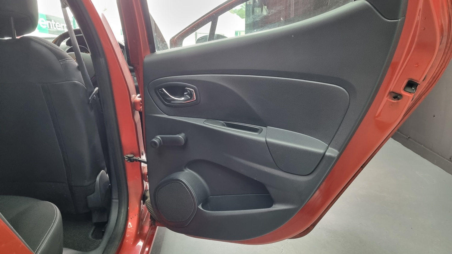 Used Renault Clio 2014 for sale - 75762492: Photo 25