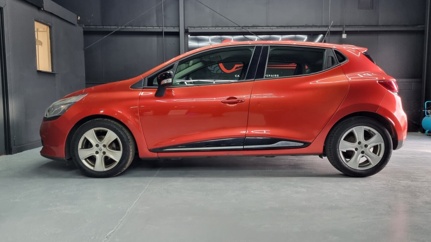 Used Renault Clio 2014 for sale - 75762492: Photo 4