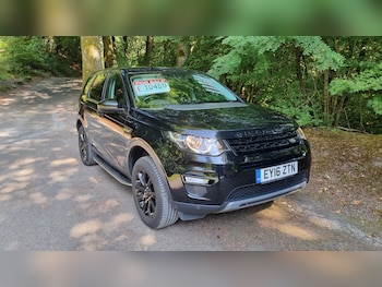 Used Land Rover Discovery Sport 2016 for sale - 75515024: Photo