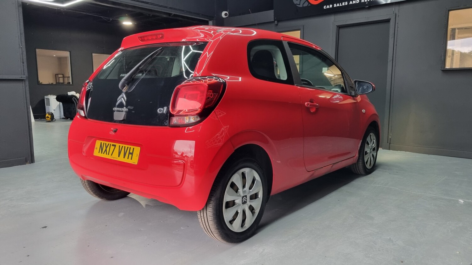Used Citroen C1 2017 for sale - 75761645: Photo 10