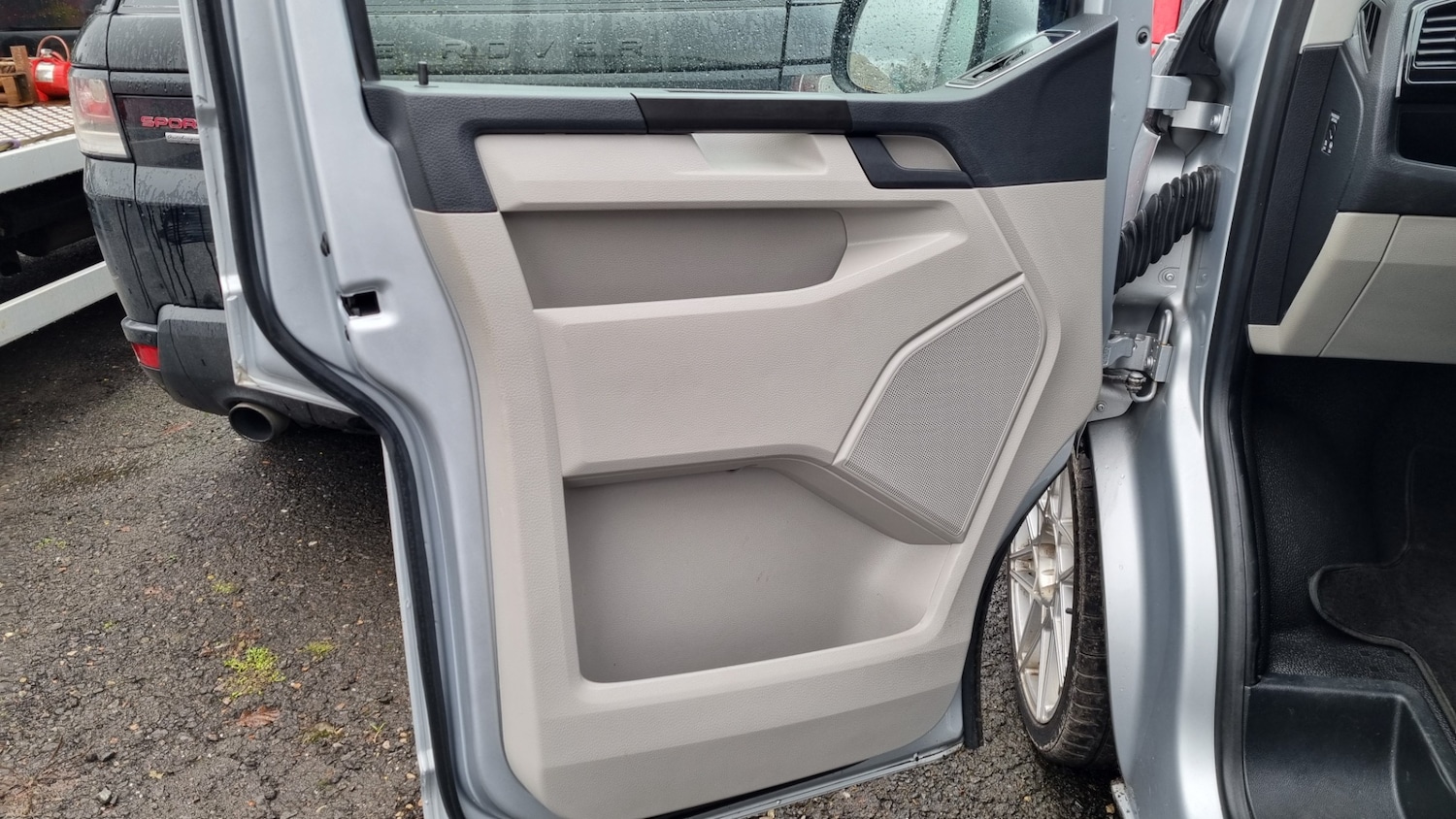 Used Volkswagen Transporter 2019 for sale - 76146760: Photo 30