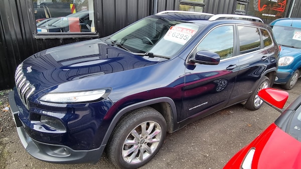 Used Jeep Cherokee 2016 for sale - 76156944: Photo 1