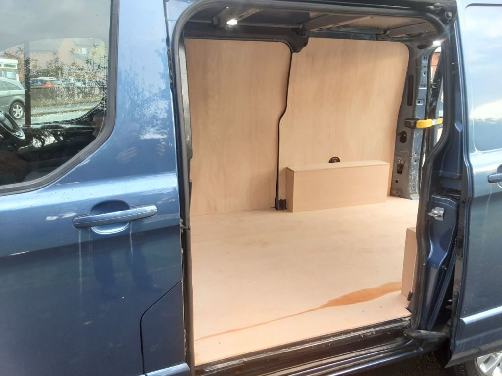 Used Ford Transit Custom 2019 for sale - 76481226: Photo 19