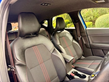 Used Renault Captur 2023 for sale - 78565269: Photo